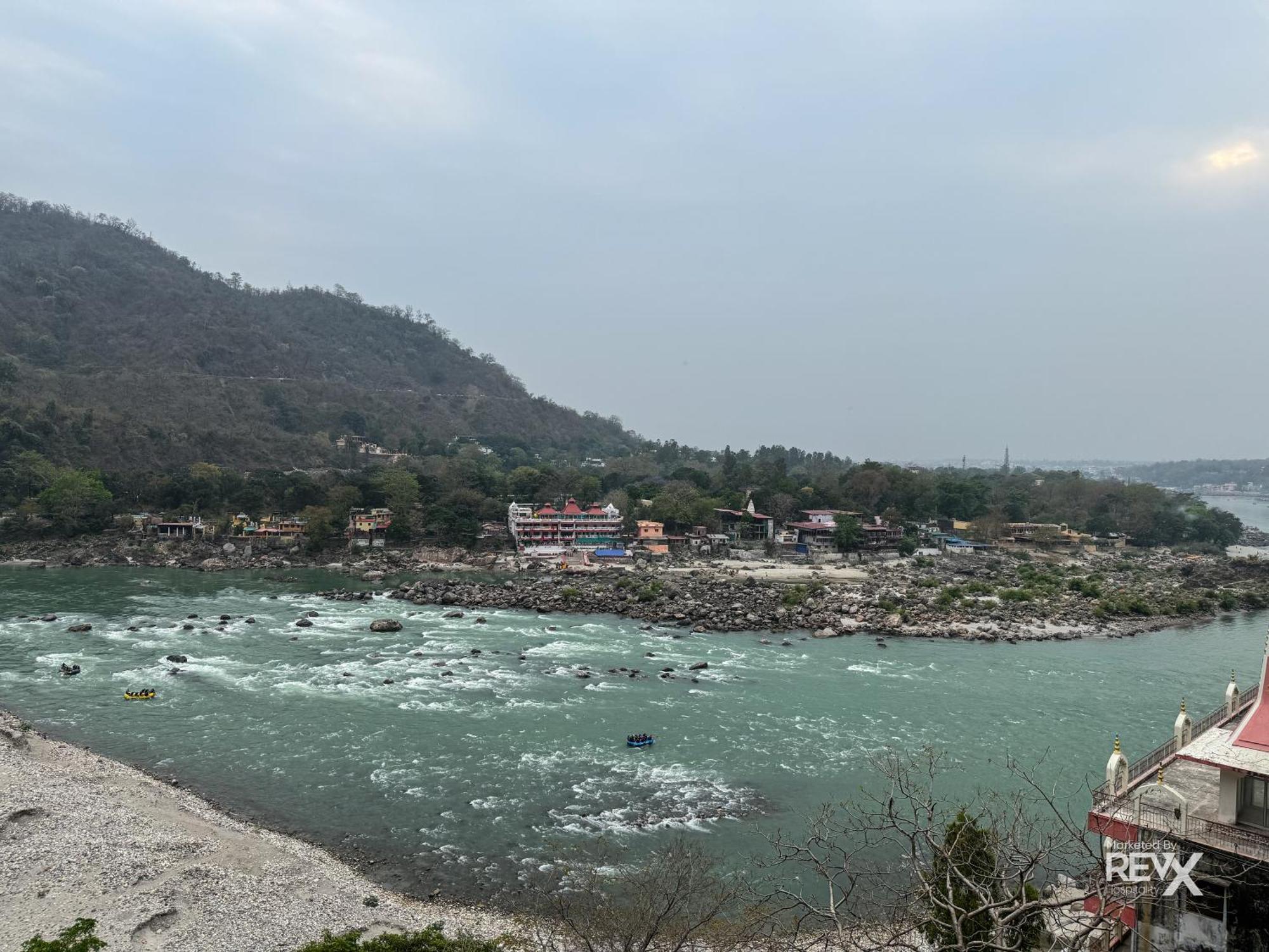 Отель The Leisure Cave On The Ganges Ришикеш Экстерьер фото