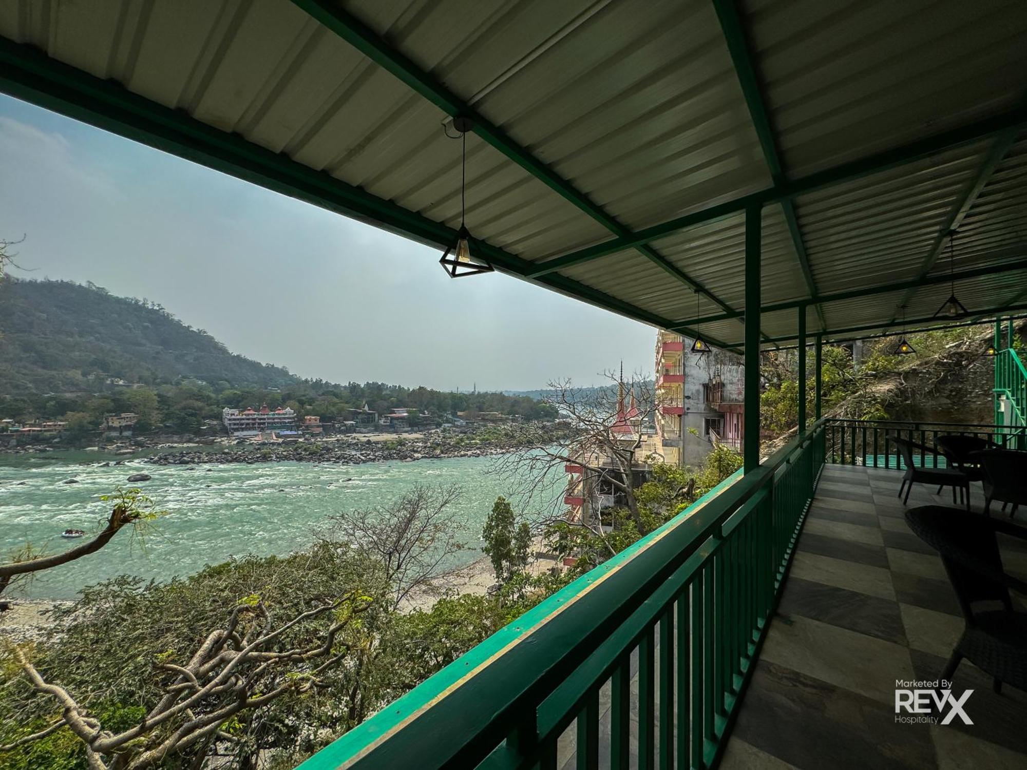 Отель The Leisure Cave On The Ganges Ришикеш Экстерьер фото