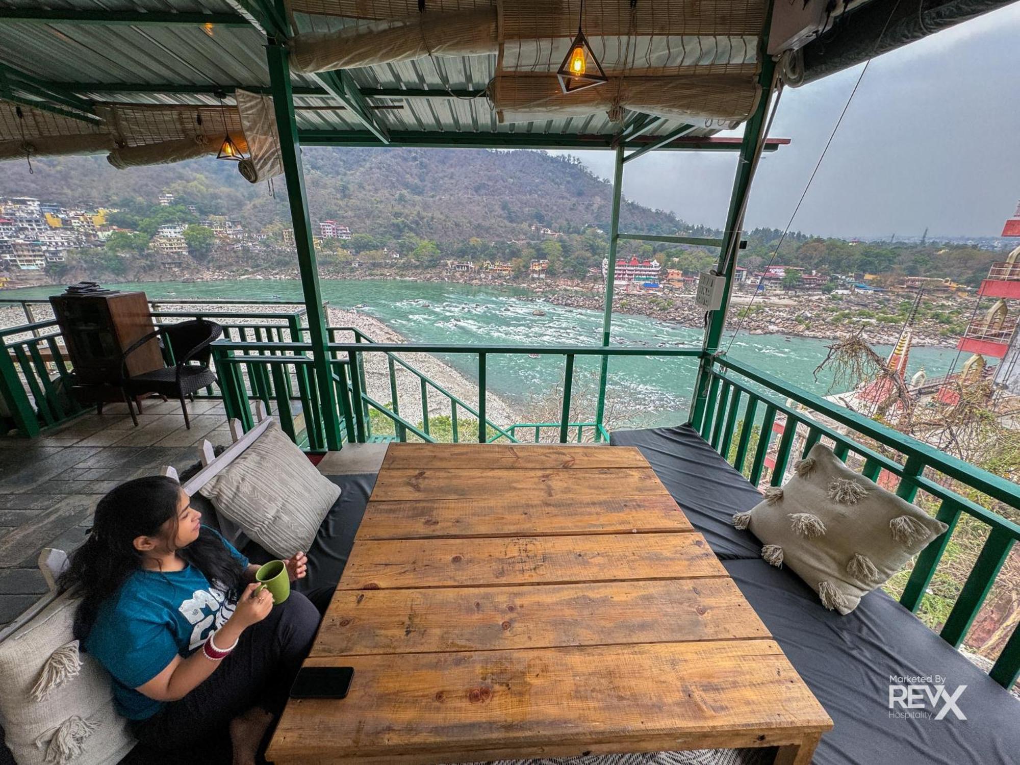Отель The Leisure Cave On The Ganges Ришикеш Экстерьер фото
